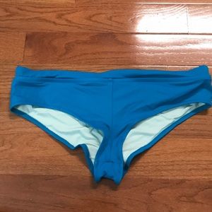 Vs swim bottom